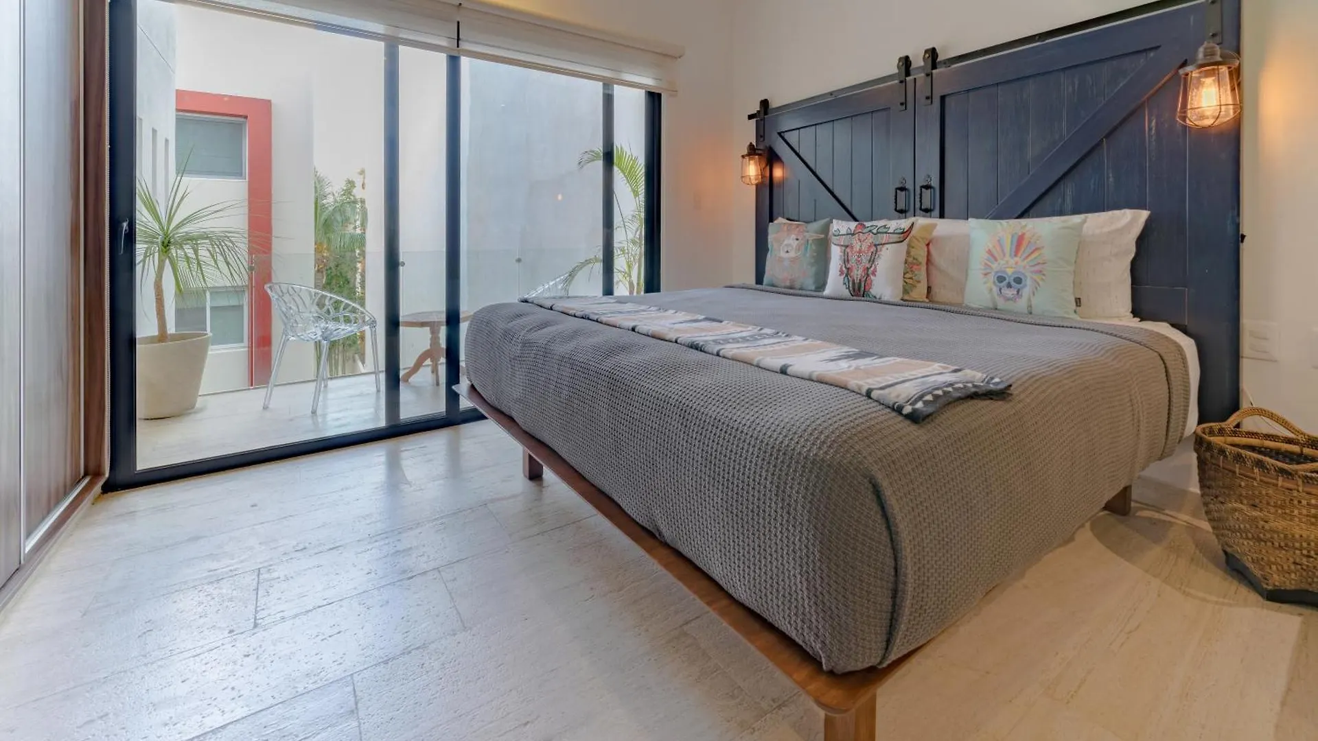 Apartment Studio With Rooftop Pool, Gym - At L Condos - Lidia Playa del Carmen