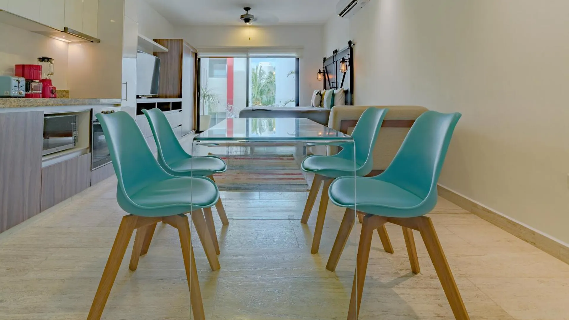 Studio With Rooftop Pool, Gym - At L Condos - Lidia Playa del Carmen